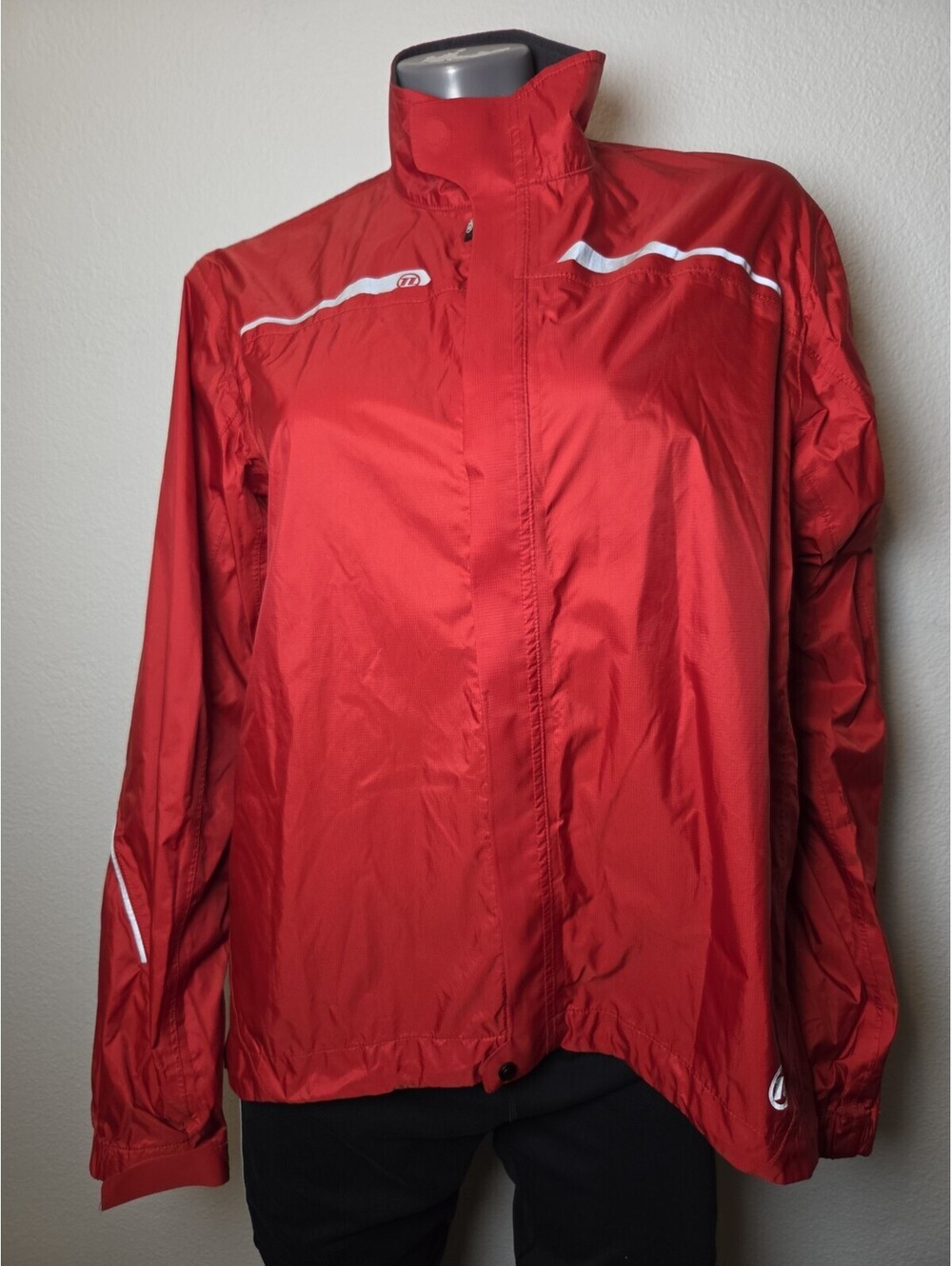 Novara women's L cycling Or HICKING jacket red  Nylon back pocket